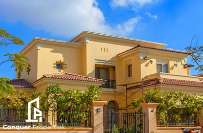 Villa - 5 Bedrooms - 3 Bathrooms for sale in Uptown Cairo Road - Al Abageyah - El Khalifa - Cairo
