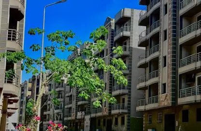 شقة - 3 غرف نوم - 3 حمامات للبيع في مكاني - كمبوندات القطامية - القطامية - مدينة القاهرة الجديدة - القاهرة