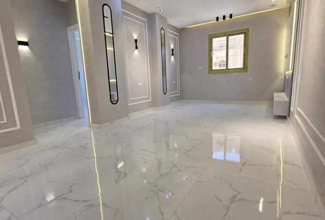 8323387 - Property Main Image