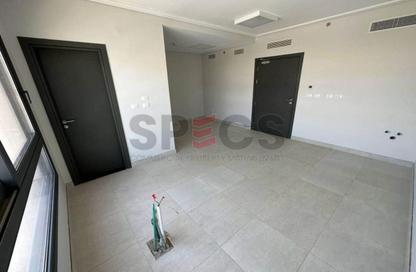 عيادة - استوديو - 1 حمام للايجار في نيو جيزة - طريق مصر اسكندرية الصحراوي - مدينة 6 أكتوبر - الجيزة