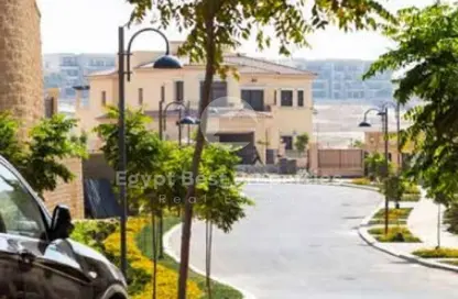 Villa - 5 Bedrooms - 5 Bathrooms for sale in Levana - Uptown Cairo - Mokattam - Cairo