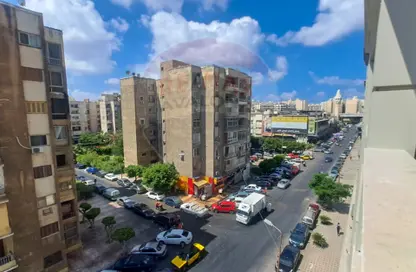 Apartment - 3 Bedrooms - 2 Bathrooms for sale in Smouha - Hay Sharq - Alexandria