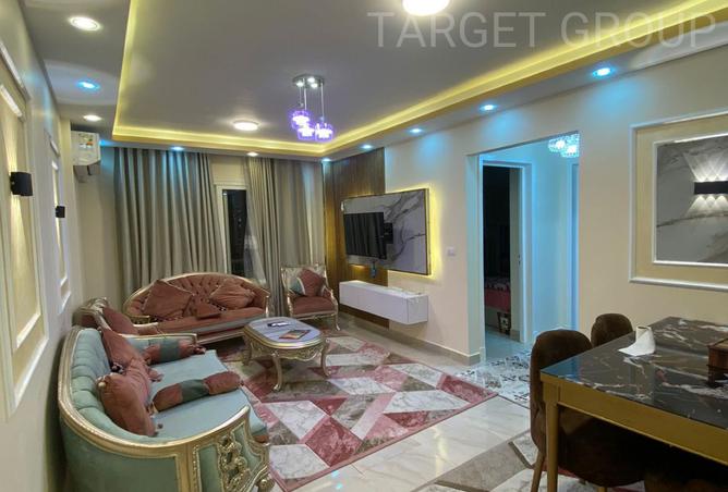 8304092 - Property Image 2