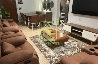 Apartment - 2 Bedrooms - 1 Bathroom for rent in Rawdat Zayed - 12th District - Sheikh Zayed City - Giza