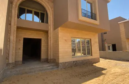 Villa - 4 Bedrooms - 3 Bathrooms for sale in Maadi View - El Shorouk Compounds - Shorouk City - Cairo
