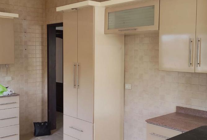 8125354 - Property Image 3