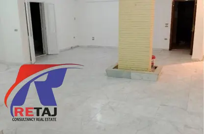 Apartment - 3 Bedrooms - 2 Bathrooms for rent in Ibn Al Haitham St. - 1st Zone - Nasr City - Cairo