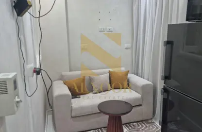 شقة - غرفة نوم - 1 حمام للايجار في شارع الياسمين - الحي الثاني - مدينة 6 أكتوبر - الجيزة