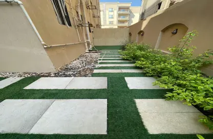 Apartment - 2 Bedrooms - 2 Bathrooms for sale in North Lotus - El Lotus - New Cairo City - Cairo