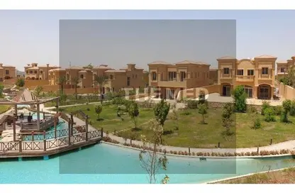 Townhouse - 4 Bedrooms - 5 Bathrooms for sale in Royal Meadows - Sheikh Zayed Compounds - Sheikh Zayed City - Giza