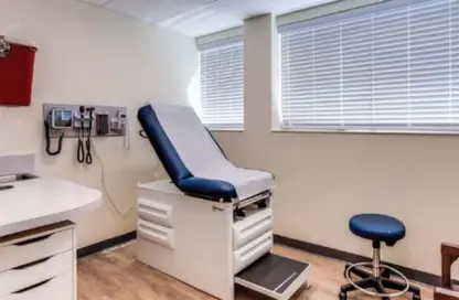 Clinic - Studio - 1 Bathroom for sale in 1O1 Mall - Sheikh Zayed City - Giza