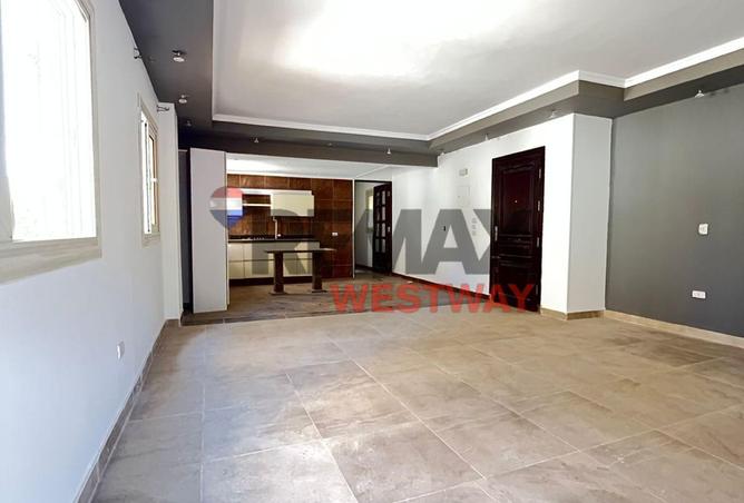 8409891 - Property Image 2