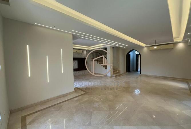 8188113 - Property Main Image