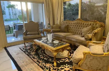 Apartment - 4 Bedrooms - 3 Bathrooms for sale in Stone Residence - 5th Settlement Compounds - The 5th Settlement - New Cairo City - Cairo