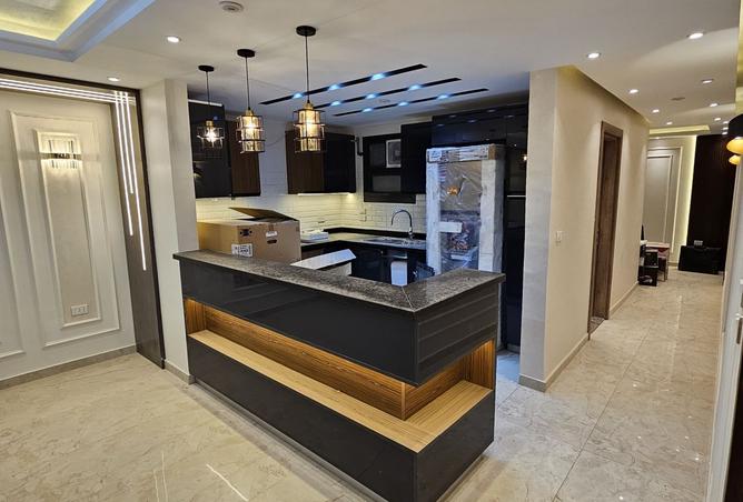 8186700 - Property Image 3