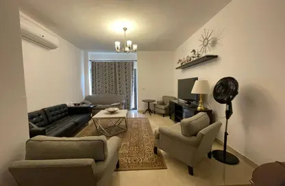 شقة - 3 غرف نوم - 2 حمامات للايجار في مون ريزيدنس - فيفث سكوير - التجمع الخامس - مدينة القاهرة الجديدة - القاهرة