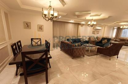 شقة - 3 غرف نوم - 2 حمامات للايجار في شارع شهاب - المهندسين - الجيزة