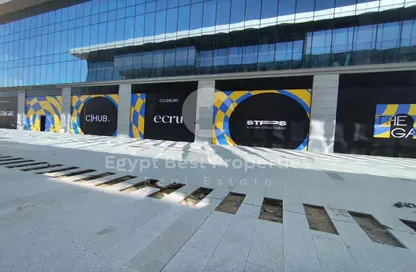 محل - استوديو - 1 حمام للبيع في جولدن جيت - شارع التسعين الجنوبي - التجمع الخامس - مدينة القاهرة الجديدة - القاهرة