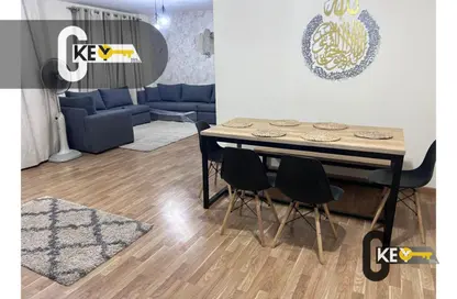 شقة - 3 غرف نوم - 2 حمامات للايجار في شارع عمر بن الخطاب - الرحاب المرحلة الرابعة - الرحاب - مدينة القاهرة الجديدة - القاهرة