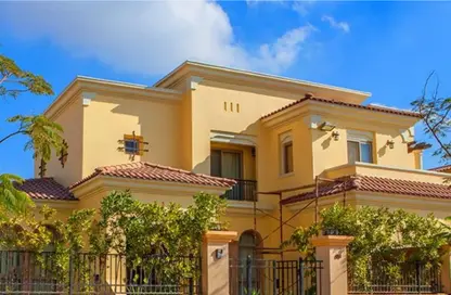 Villa - 4 Bedrooms - 4 Bathrooms for sale in Alba Spendia - Uptown Cairo - Mokattam - Cairo