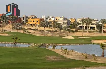 تاون هاوس - 4 غرف نوم - 4 حمامات للبيع في جولف فيوز - طريق مصر اسكندرية الصحراوي - مدينة 6 أكتوبر - الجيزة