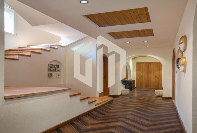 8062135 - Property Image 3