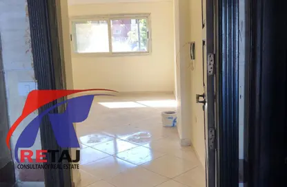 Apartment - 3 Bedrooms - 2 Bathrooms for rent in El Rehab Extension - Al Rehab - New Cairo City - Cairo