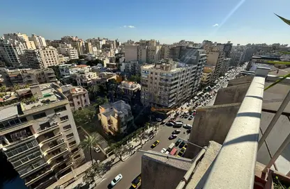 شقة - 7 غرف نوم - 3 حمامات للبيع في شارع رشدي - رشدي - حي شرق - الاسكندرية