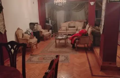 شقة - 3 غرف نوم - 1 حمام للبيع في شارع كابول - المنطقة السادسة - مدينة نصر - القاهرة