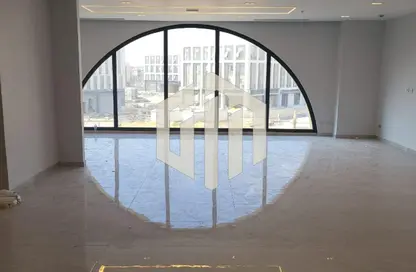Office Space - Studio - 1 Bathroom for rent in Mivida - 5th Settlement Compounds - The 5th Settlement - New Cairo City - Cairo Office Space - Studio - 1 Bathroom for rent in Mivida - 5th Settlement Compounds - The 5th Settlement - New Cairo City - Cairo