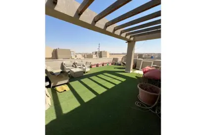 (بنتهاوس  (روف - 3 غرف نوم - 3 حمامات للبيع في فيلدج جيت - المستثمرين الجنوبية - مدينة القاهرة الجديدة - القاهرة