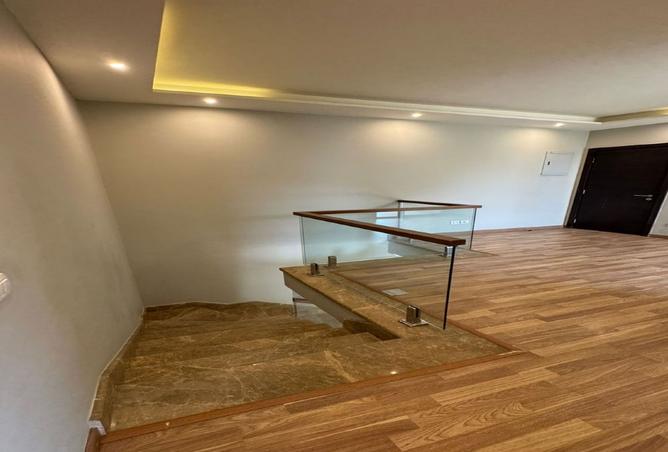 8125701 - Property Image 2