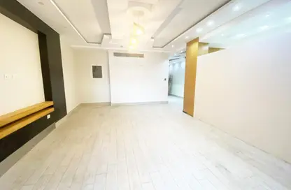 Office Space - Studio - 1 Bathroom for rent in Bank Center Street - South Teseen St. - The 5th Settlement - New Cairo City - Cairo