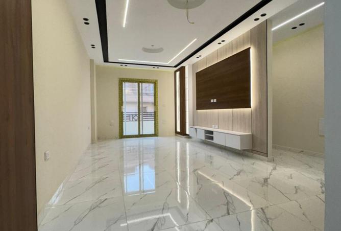 8471146 - Property Main Image