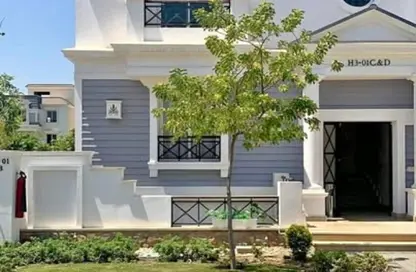 Villa - 3 Bedrooms - 3 Bathrooms for sale in Kingsway - Boulevard Road - Green Belt - 6 October City - Giza