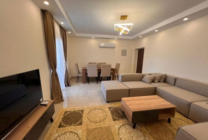 8230767 - Property Image 2