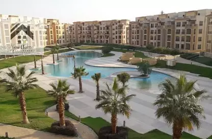Apartment - 4 Bedrooms - 2 Bathrooms for sale in Stone Residence - 5th Settlement Compounds - The 5th Settlement - New Cairo City - Cairo