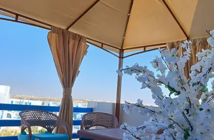 Penthouse - 3 Bedrooms - 2 Bathrooms for rent in Mountain View - Ras Al Hekma - North Coast