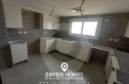 Apartment - 2 Bedrooms - 3 Bathrooms for rent in New Giza - Cairo Alexandria Desert Road - 6 October City - Giza