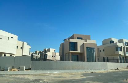 Villa - 4 Bedrooms - 4 Bathrooms for sale in Sodic East - 6th District - New Heliopolis - Cairo