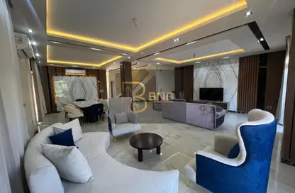 Villa - 4 Bedrooms - 5 Bathrooms for rent in Layan Residence - 5th Settlement Compounds - The 5th Settlement - New Cairo City - Cairo
