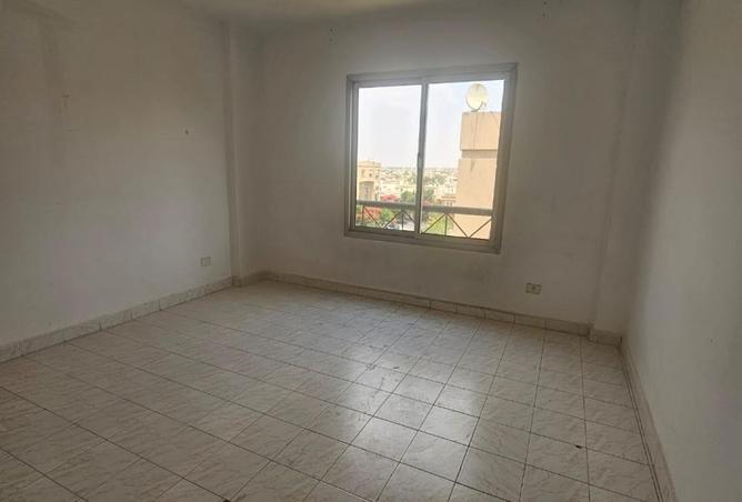 8274288 - Property Image 2