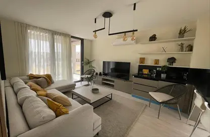 Apartment - 3 Bedrooms - 2 Bathrooms for sale in Sodic East - 6th District - New Heliopolis - Cairo