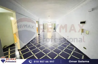 Apartment - 2 Bedrooms - 2 Bathrooms for sale in Al Horreya Road - Saba Basha - Hay Sharq - Alexandria