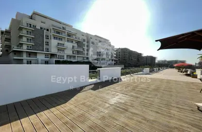 Apartment - 2 Bedrooms - 2 Bathrooms for sale in Mountain View iCity - 5th Settlement Compounds - The 5th Settlement - New Cairo City - Cairo