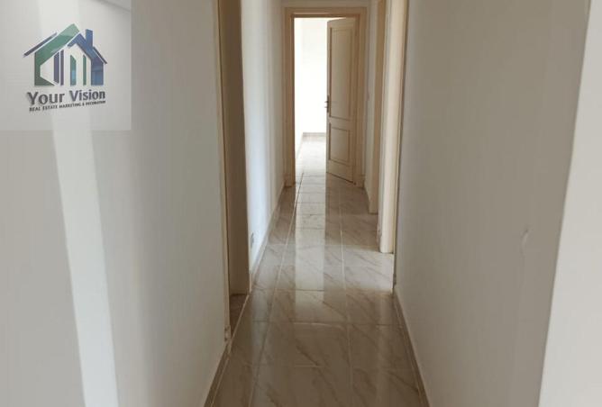 8382879 - Property Image 2