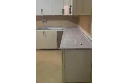 شقة - 2 غرف نوم - 2 حمامات للايجار في شارع ذاكر حسين - الحديقة الدولية - الحي السابع - مدينة نصر - القاهرة