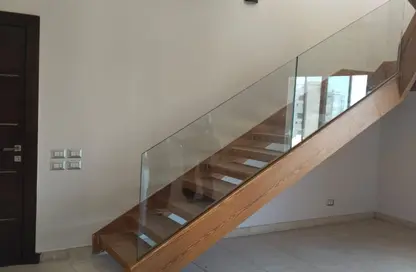 (بنتهاوس  (روف - 3 غرف نوم - 3 حمامات للايجار في ذا فيلدج - المستثمرين الجنوبية - مدينة القاهرة الجديدة - القاهرة