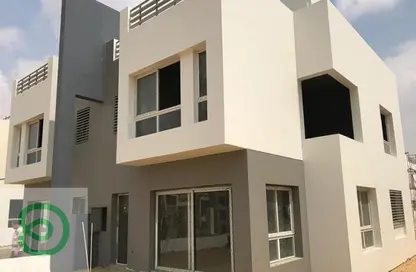 Townhouse - 3 Bedrooms - 3 Bathrooms for sale in Hyde Park - New Cairo City - Cairo