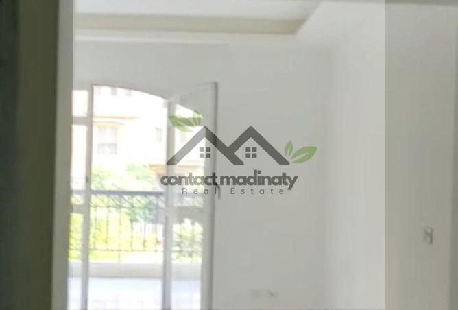 8331321 - Property Image 3